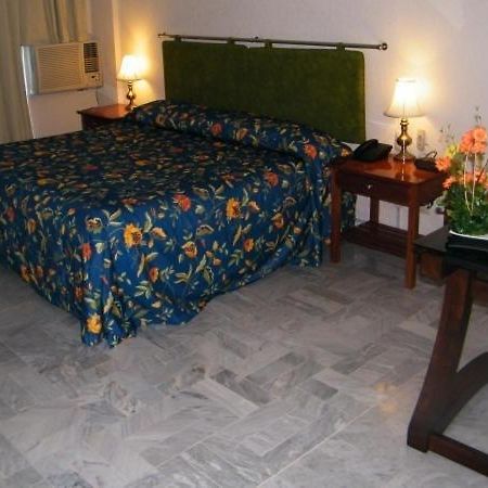 Parque Inn Hotel&Suites Coatzacoalcos Exterior foto
